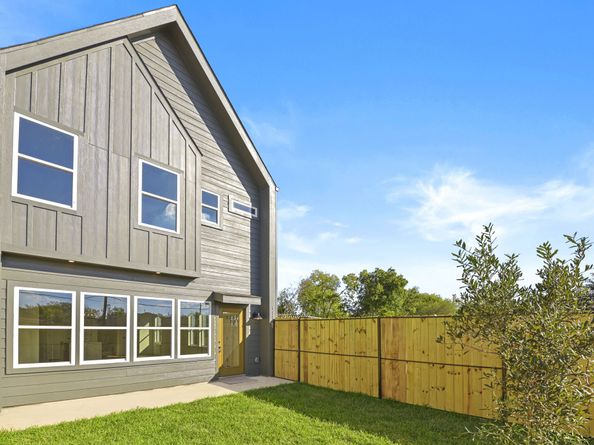 6004 Bacher Street A and B, Houston TX 77028