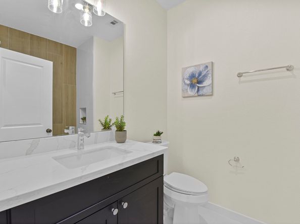 6004 Bacher Street A and B, Houston TX 77028