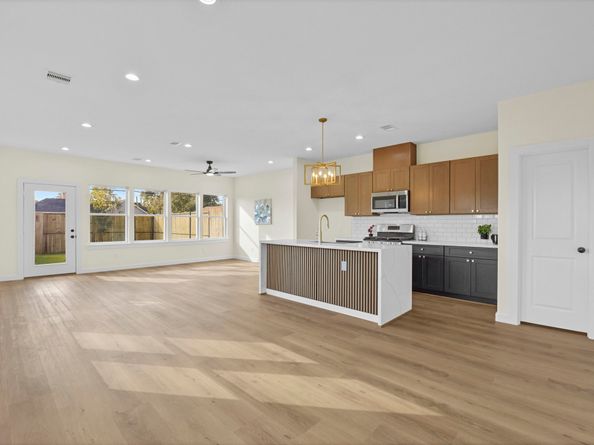 6004 Bacher Street A and B, Houston TX 77028