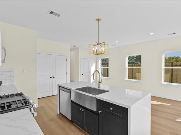 6004 Bacher Street A and B, Houston TX 77028