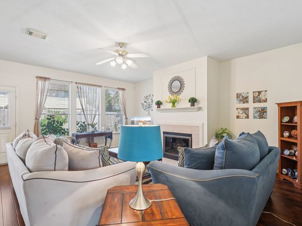 17011 Sailors Moon Court, Friendswood TX 77546