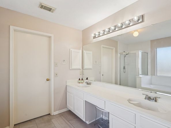 17011 Sailors Moon Court, Friendswood TX 77546