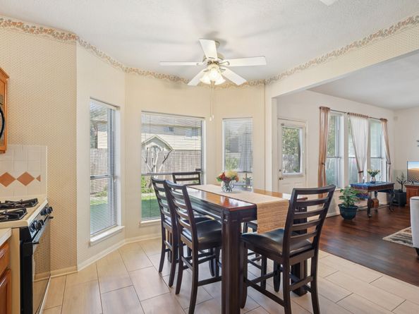 17011 Sailors Moon Court, Friendswood TX 77546