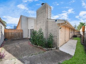 4138 Boone Road, Houston TX 77072