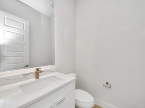 3004B Ventas Drive, Houston TX 77047