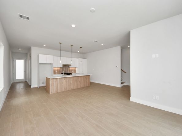 3004B Ventas Drive, Houston TX 77047