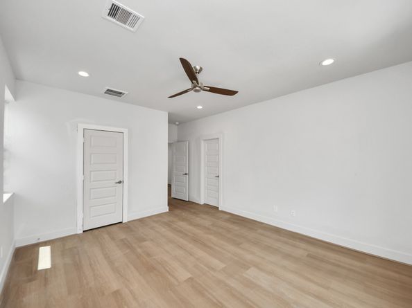 3004B Ventas Drive, Houston TX 77047