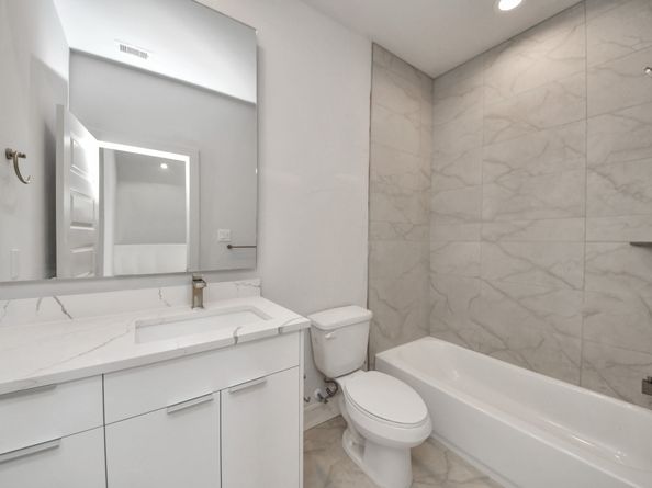 3004B Ventas Drive, Houston TX 77047
