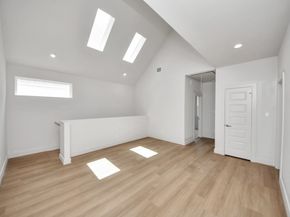 3004B Ventas Drive, Houston TX 77047