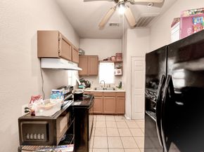 919 E 32nd Street, Houston TX 77022