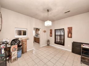 919 E 32nd Street, Houston TX 77022
