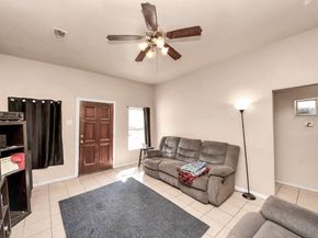 919 E 32nd Street, Houston TX 77022