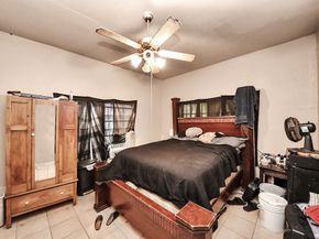919 E 32nd Street, Houston TX 77022