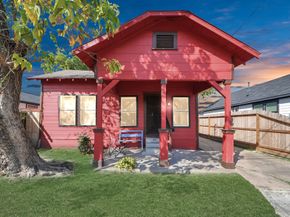 919 E 32nd Street, Houston TX 77022