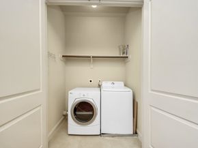 5617 Kiam Street A, Houston TX 77007