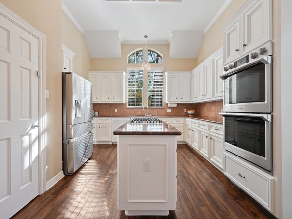 1807 Mountain Aspen Lane, Kingwood TX 77345