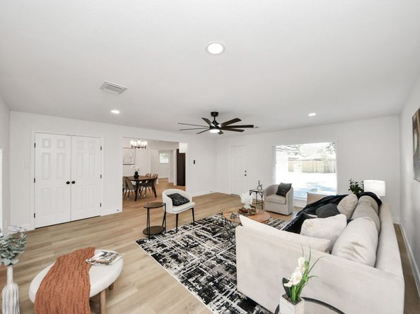 8706 Meadowview Drive, Houston TX 77037