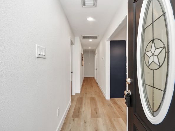 8706 Meadowview Drive, Houston TX 77037