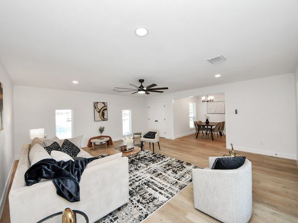 8706 Meadowview Drive, Houston TX 77037