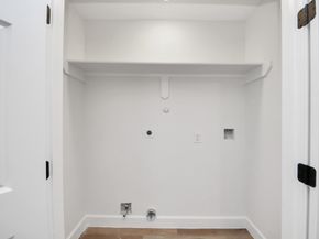 8706 Meadowview Drive, Houston TX 77037