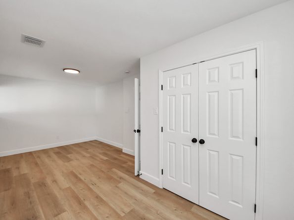 8706 Meadowview Drive, Houston TX 77037