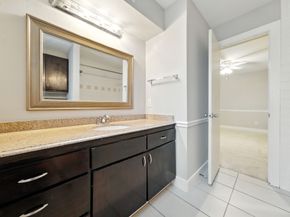 9709 Riddlewood Lane, Houston TX 77025