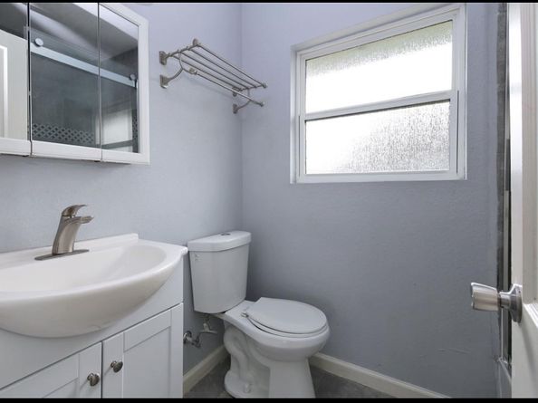 3410 Blodgett Street, Houston TX 77004