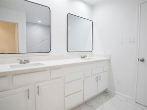 16002 Constitution Lane, Friendswood TX 77546