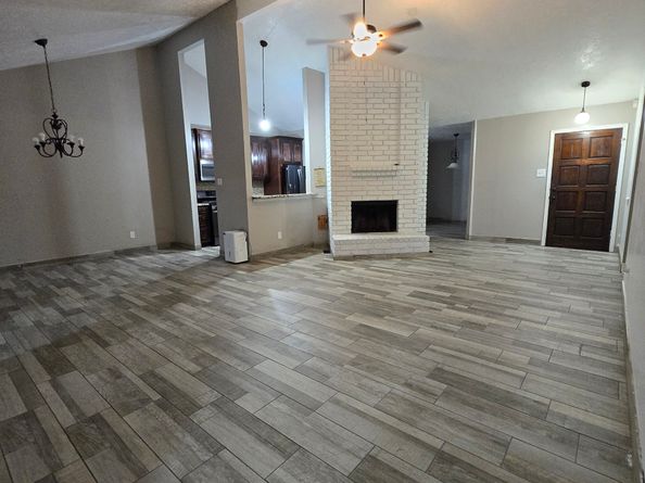 11531 Villa Heights Drive, Houston TX 77066