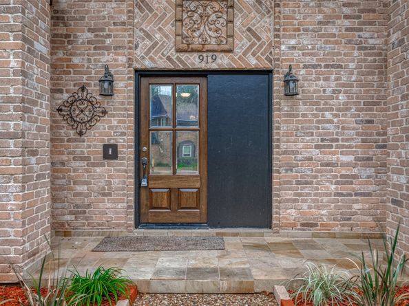 919 Mockingbird Way, Sugar Land TX 77478