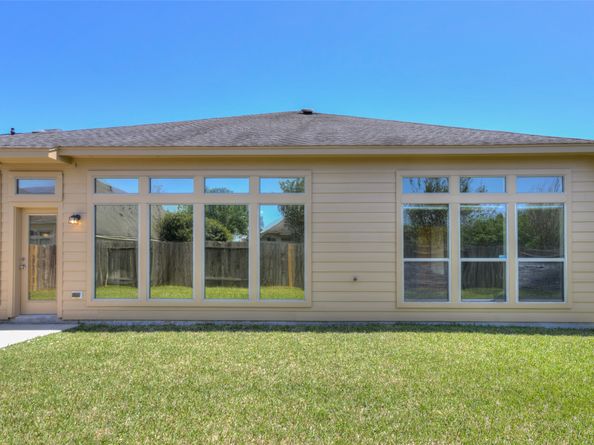 16007 Angler Bend Drive, Houston TX 77044