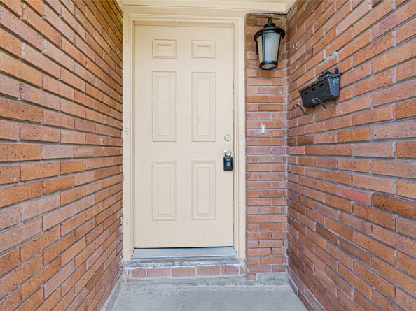 4319 Howcher Street, Houston TX 77047