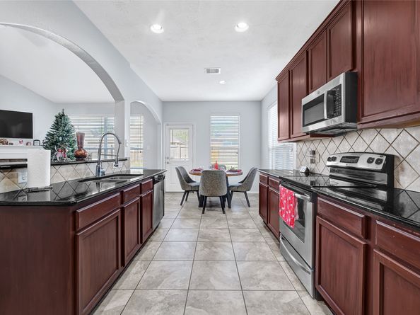 21822 Winsome Rose Court, Cypress TX 77433