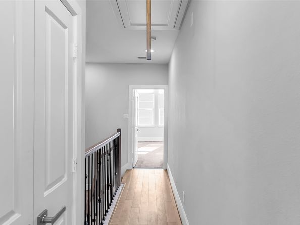 5429 Larkin Street, Houston TX 77007