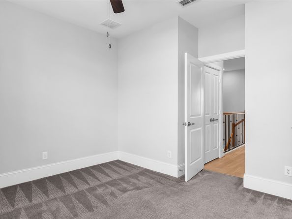 5429 Larkin Street, Houston TX 77007