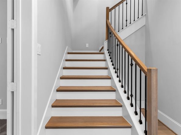 5429 Larkin Street, Houston TX 77007