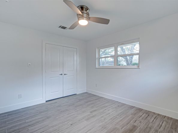 5007 Cheena Drive, Houston TX 77096