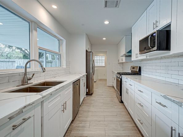 5007 Cheena Drive, Houston TX 77096