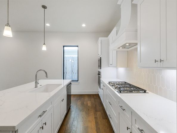 3520 Harvest Dance Drive, Houston TX 77008