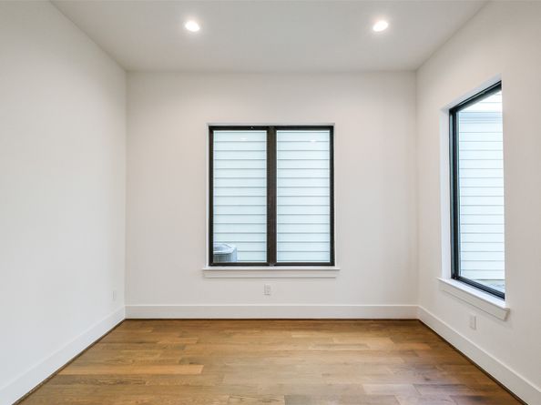 3520 Harvest Dance Drive, Houston TX 77008