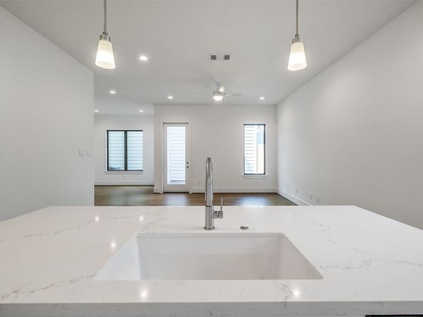 3520 Harvest Dance Drive, Houston TX 77008