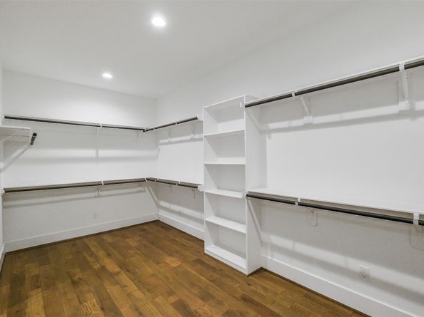 3520 Harvest Dance Drive, Houston TX 77008