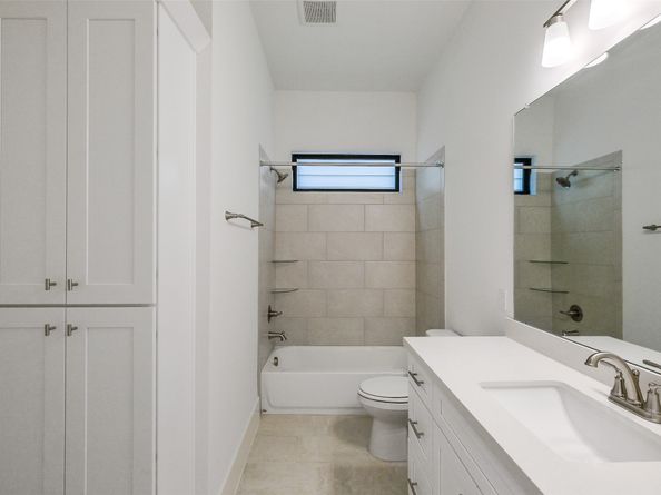 3520 Harvest Dance Drive, Houston TX 77008