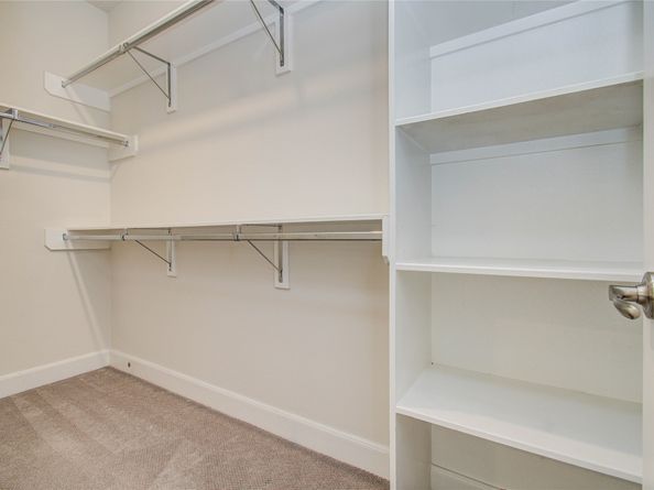 2810 Grand Fountains Drive B, Houston TX 77054