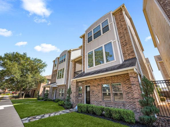 1224 Murrayhill Drive, Houston TX 77043