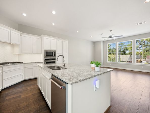 1224 Murrayhill Drive, Houston TX 77043