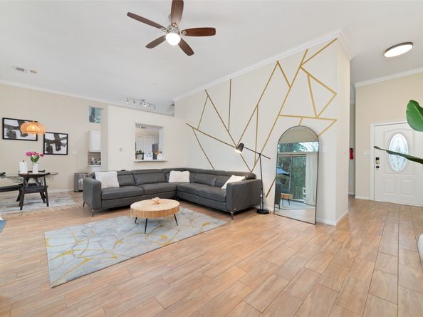 36 N Rain Forest Court, Spring TX 77380