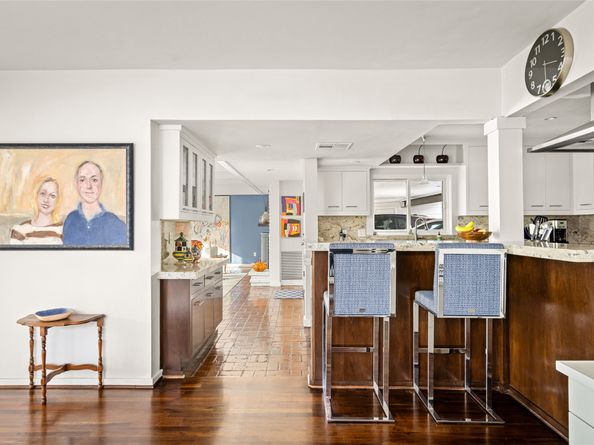 2115 Troon Street, Houston TX 77019