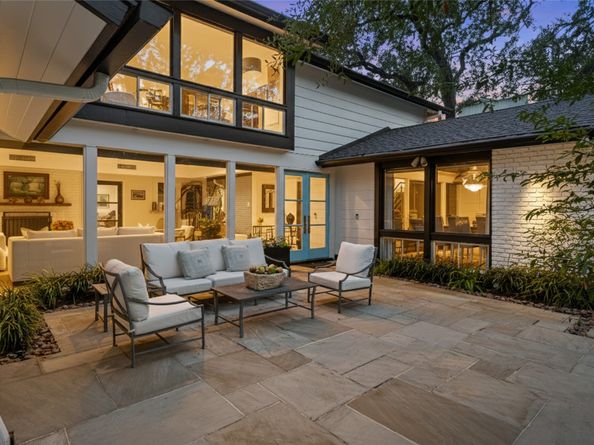 2115 Troon Street, Houston TX 77019