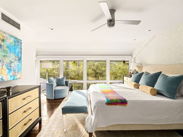 2115 Troon Street, Houston TX 77019